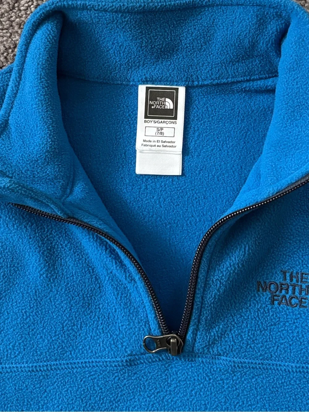 Boys North Face Pullover - Small